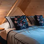 Rich Witch Villa&spa Ξενοδοχείο με διαμερίσματα 2*