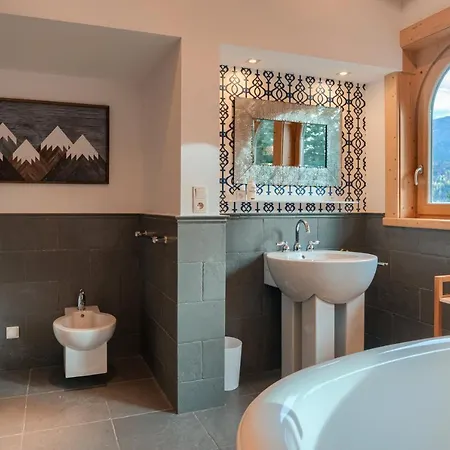 Rich Witch Villa&spa Apart-hotel 2*
