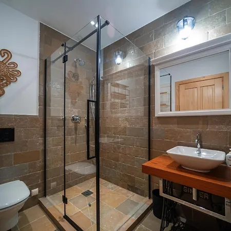 Rich Witch Villa&spa Apartmanhotel Kościelisko