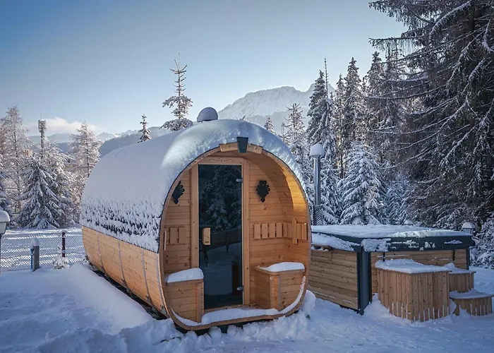 Rich Witch Villa&spa アパートホテル コシチェリスコ